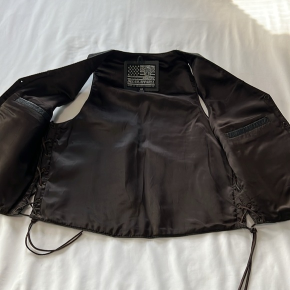 Leather Motorcycle Vest Embossed Eagle “Live to Ride” “Ride to Live” - Picture 3 of 4